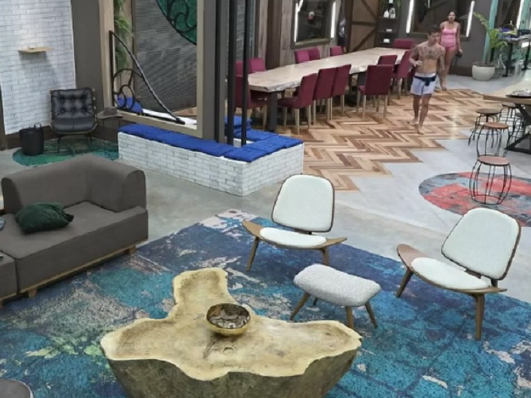 Biel se descontrola após ser chamado por produção e dispara xingamentos