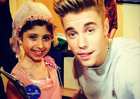Justin Bieber recebe prêmio de "Campeão de Caridade"