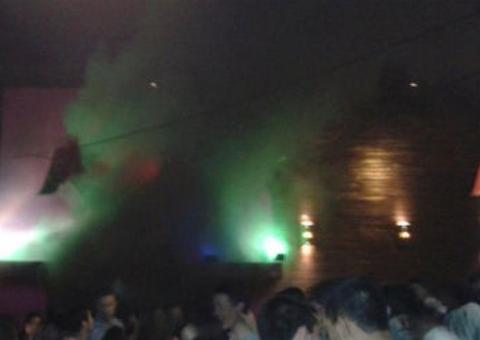  Video inédito mostra o início de incêndio que matou mais de 200 na boate kiss