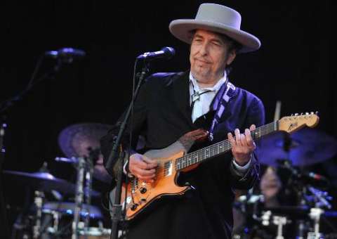 Cantor Bob Dylan é absolvido de acusação de injúria