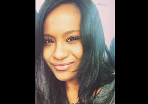 Filha de Whitney Houston tem morte cerebral