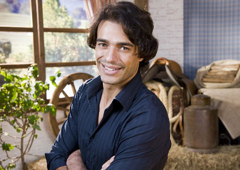 Boca de Sandy & Junior vai interpretar ator pornô 