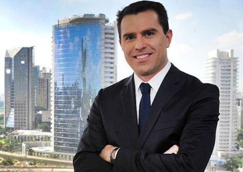 Jornalista da Globo tira sarro do Corinthians por causa de derrotas