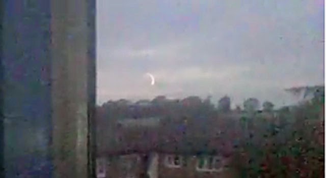 Mistério: estudante filma misteriosa bola de fogo "dançando" no céu