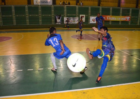 Taça Magalhães Cordeiro de Futsal começa neste sábado