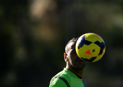 Portugal e França largam como favoritos na repescagem da Copa