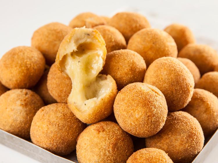bolinho-de-queijo.jpg