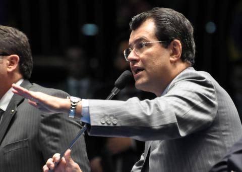 Senado aprova MP que simplifica licitação em aeroportos regionais