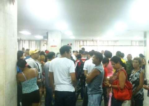 Fila no Bradesco faz cliente esperar por mais de uma hora