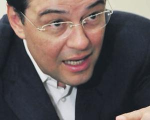 JOGO DE PODER: Estratégia de Braga é montar governo paralelo