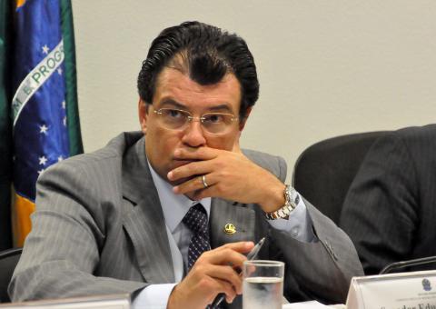 Amazonas tem R$ 405 milhões do Orçamento de 2013 