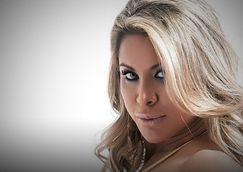 Sedutora do Teste de Fidelidade posta foto com rosto deformado após ser agredida por homem