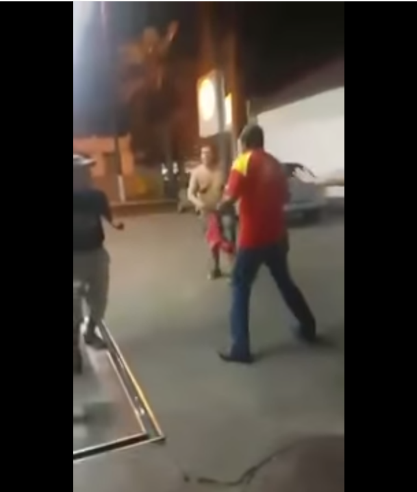 Motorista irritado com preço da gasolina vai para porrada com frentista