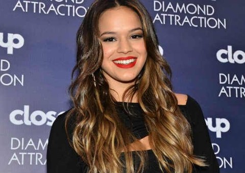 Bruna Marquezine cobra fortuna para ser presença vip em camarote no Carnaval