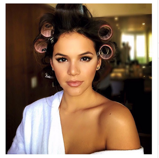 Bruna Marquezine aparece sensual em fotos divulgadas por fotógrafo