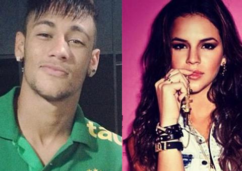  Bruna Marquezine acompanha Neymar até a Espanha