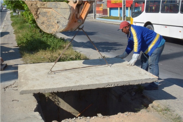 450 tampas de bueiros foram recuperadas em quatro meses