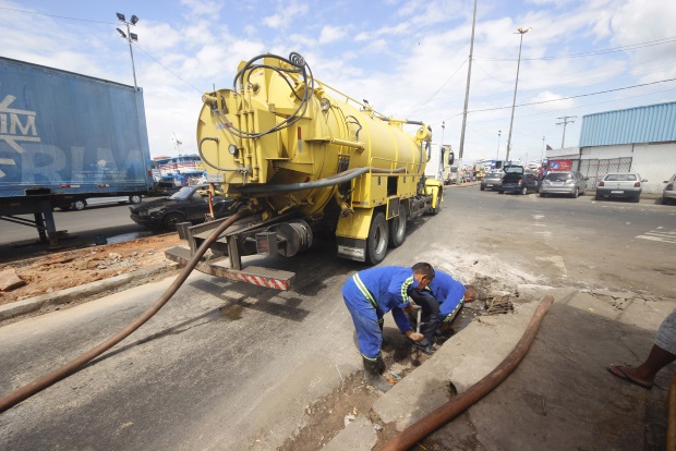 Prefeitura realiza ações para minimizar impactos da cheia no Centro