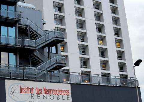 Schumacher permanece em coma na véspera do aniversário de 45 anos