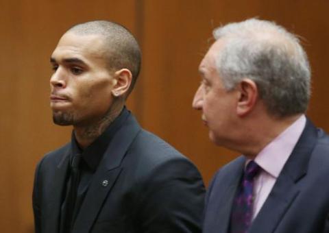 Chris Brown condenado a 90 dias de tratamento