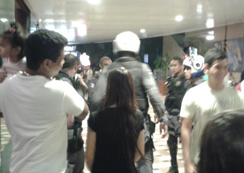 Briga na Cachaçaria do Dedé provoca corre-corre no Shopping Manauara