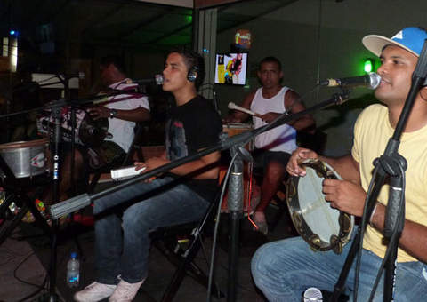 Neste sábado, UFC e samba no Buteko da Piscina