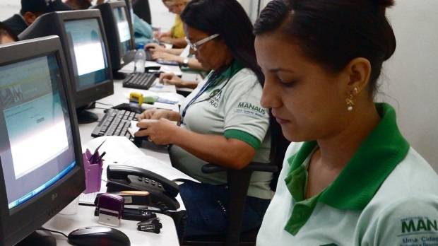 Primeira Caravana do Sesc realiza cadastro para emprego