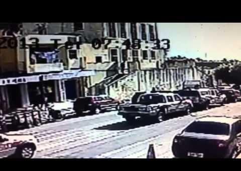 Câmeras filmam homem pulando de janela de Cadeia Pública