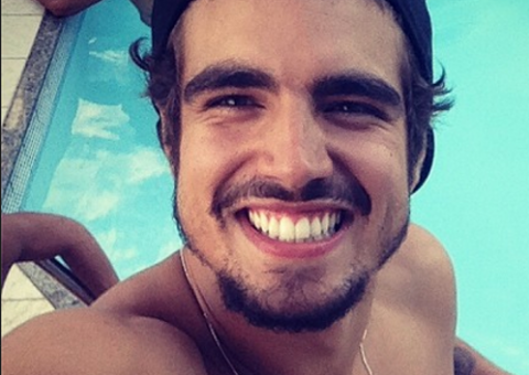 Famosos só de sunga e maiô no 'Caldeirão do Huck'