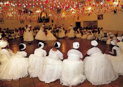 Umbanda e candomblé não são religiões, diz Justiça Federal