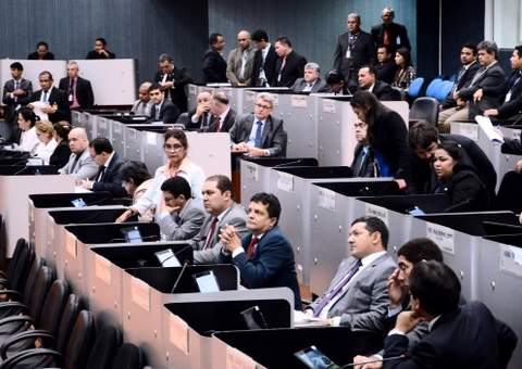 Câmara aprova reforma administrativa 