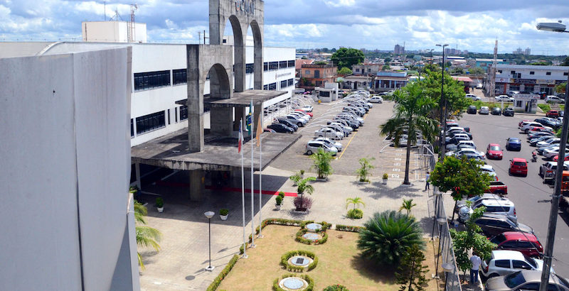 Com 65 candidatos na eleição em Manaus, partido só elege um vereador