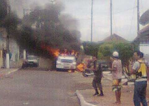 Caminhão-tanque explode no centro de Manacapuru com uma morte