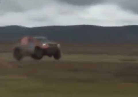 Rali termina com acidente impressionante. Veja