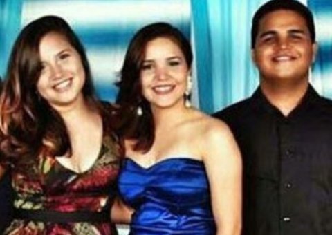 Irmão surta, esfaqueia as duas irmãs em apartamento e se suicida