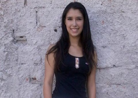 Garota de 15 anos é baleada por estar no lugar errado, com o cara errado