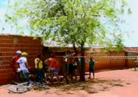 Homem é linchado após espancar o filho até a morte