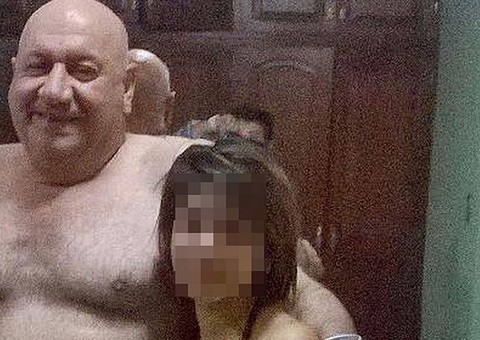 Prefeito argentino é acusado de corrupção de menores após fotos vazarem no Facebook