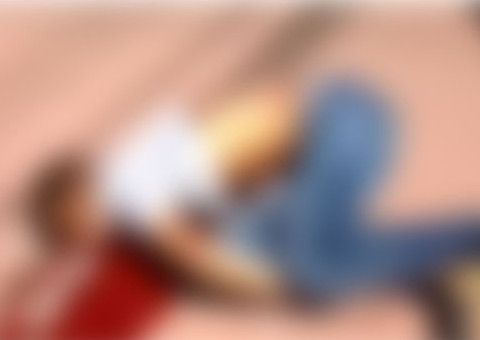 Após levar tiro na cabeça, jovem aparece dando seus últimos suspiros 