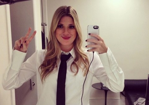 Dani Calabresa fecha com a Globo e inicia gravações do Zorra Total 