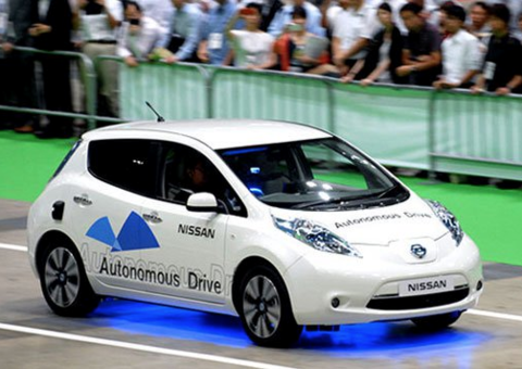 Nissan planeja colocar carros com tecnologia de condução automática nas estradas até 2016