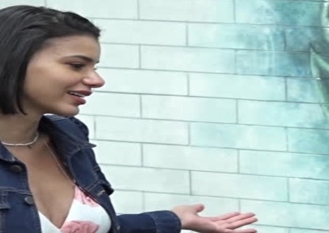 A Fazenda: Jakelyne choca ao revelar terceiro mamilo: 'mais tesão'