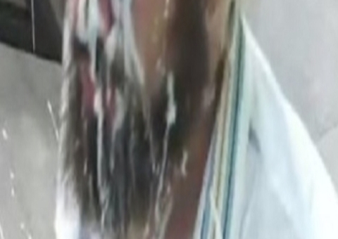 A Fazenda: Raissa surta e joga hidratante em Juliano, Biel e Cartolouco