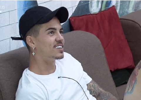 A Fazenda: Sem cueca, Biel deixa 'atributo' em evidência: 'enorme'