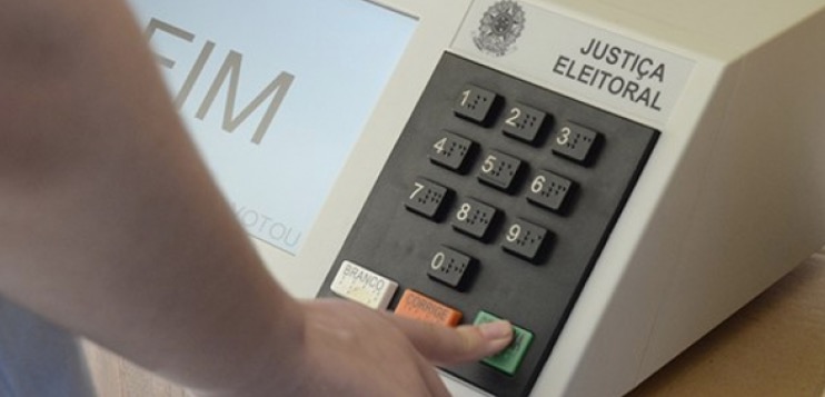 Em nova pesquisa, Amazonino lidera escolha para Prefeito de Manaus