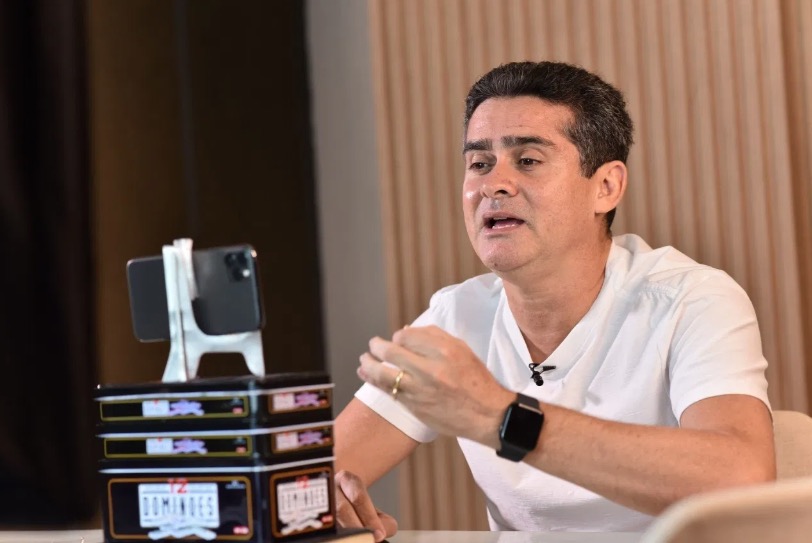 David Almeida é multado em R$ 5 mil por propaganda eleitoral antecipada 