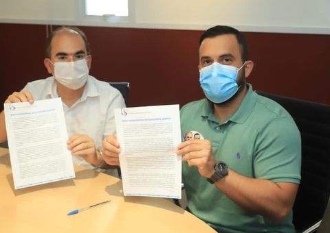 Nicolau registra Carta Compromisso ao funcionalismo público de Manaus