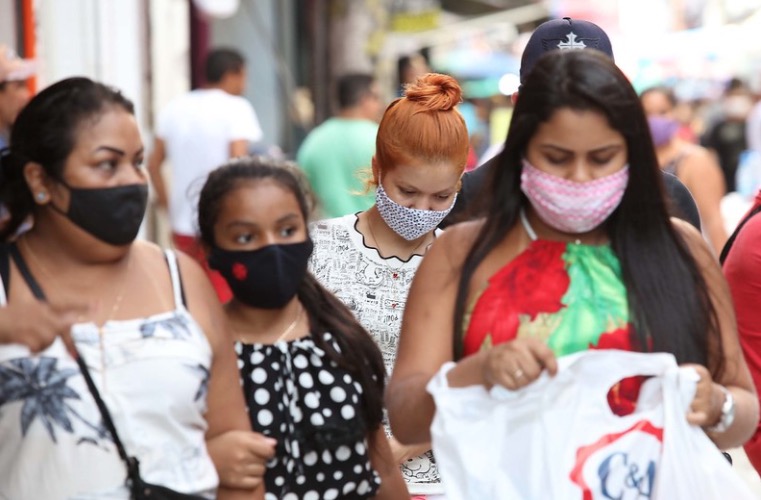 Eleitores com febre ou Covid-19 não deverão votar, recomenda TSE
