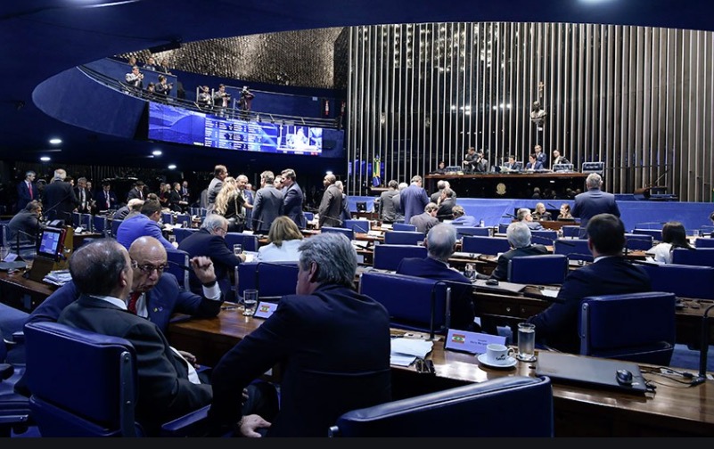 De showmícios a banners: senadores propõem mudanças nas regras eleitorais 