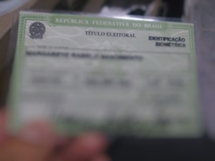 Comportamento estranho de mesários preocupa eleitores em Manaus